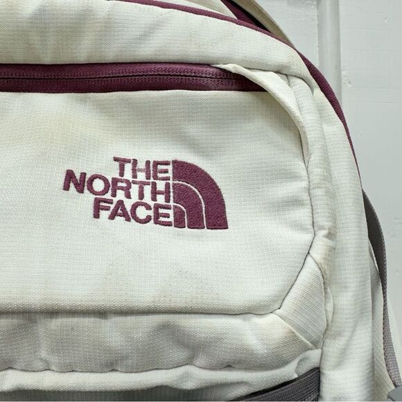 The North Face Recon white purple grey backpack large roomy size lots of pockets - Picture 3 of 11